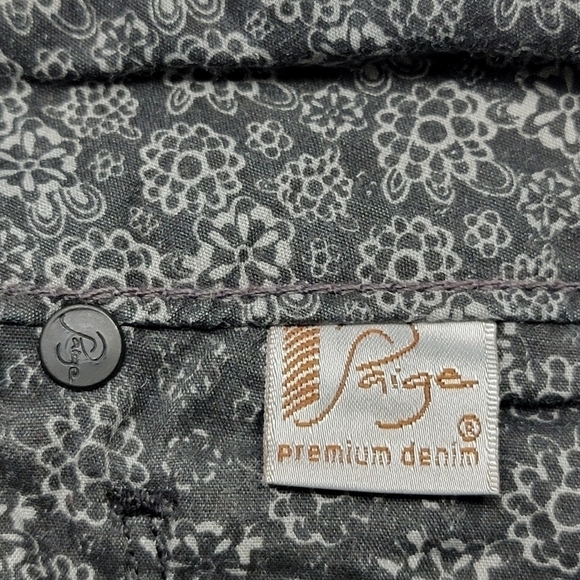 Paige Hidden Hills Straight Dark Wash Denim Blue Jeans Sz 26 - Picture 14 of 16